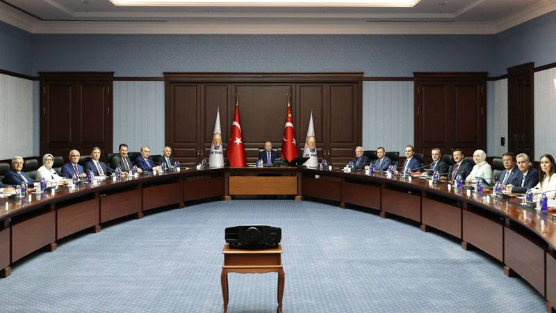 AKP MYK, Erdoğan başkanlığında toplandı