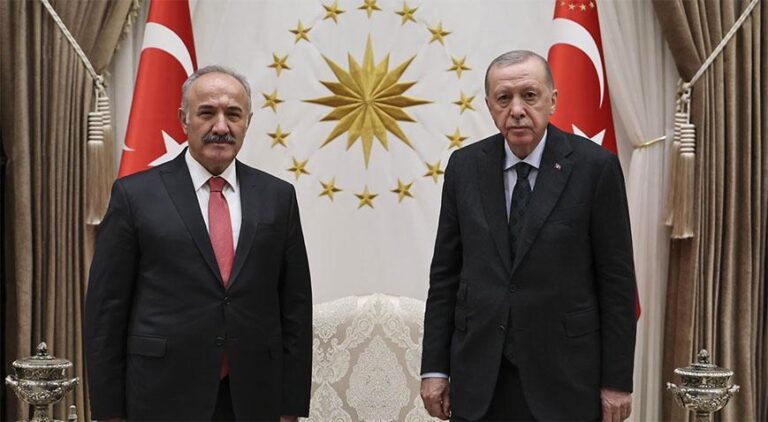 cumhurbaskani-erdogan-mgk-genel-sekreteri-hacimuftuoglunu-kabul-etti-MvrVcWHK.jpg
