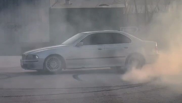 drift-atan-ehliyetsiz-surucuye-65-bin-tl-ceza-RDXpyIUd.jpg