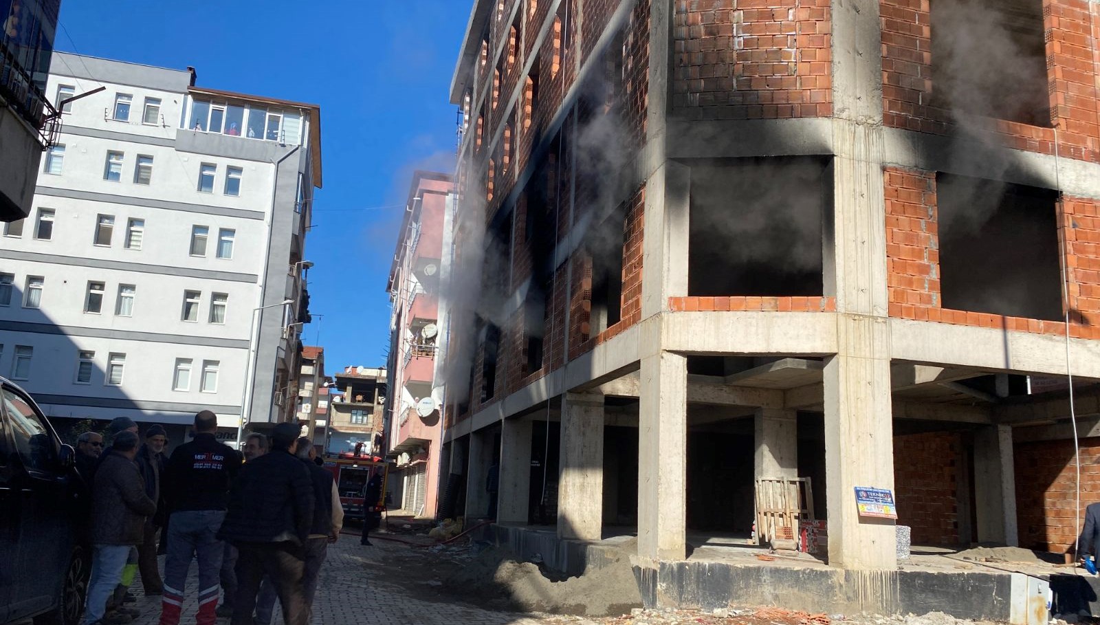 Ordu’da 6 katlı inşaatta yangın