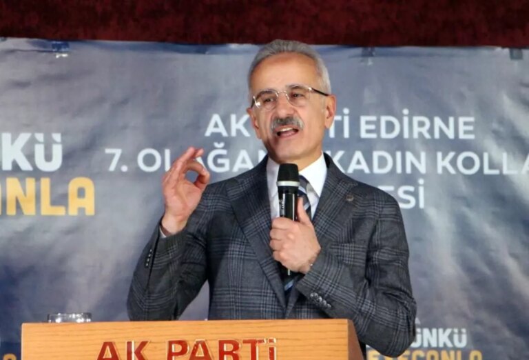 uraloglu-halkali-kapikule-hizli-tren-projesinde-cerkezkoy-kapikule-etabini-2025te-acmayi-planliyoruz-2-Qp1RyFBq.jpg
