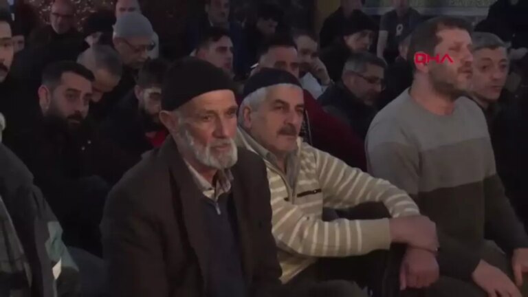 berat-kandili-elazigda-dualarla-idrak-edildi-8pIXt1mY.jpg