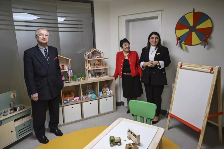 kanserli-cocuklara-umut-merkezi-acildi-hwCZp475.jpg