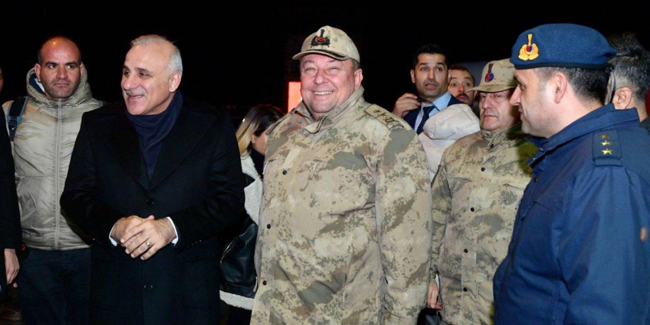 8-bin-53-guvenlik-personeli-gorevlendirildi-6-nisan-pazar-gunu-geceye-kadar-devam-edecek-LMeO8W5x.jpg