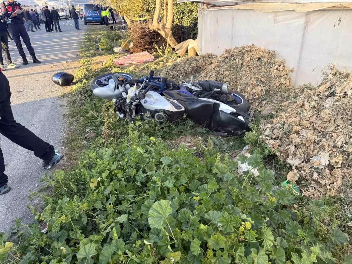 antalyada-motosiklet-kazasi-iki-olum-wUkNszRG.jpg