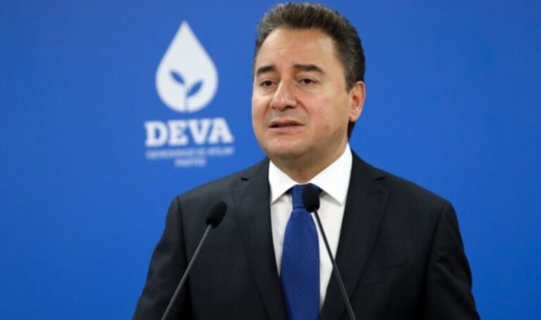 ali-babacan-erdogan-ekonominin-ortasina-sis-bombasi-birakti-lXrKPCdc.jpg
