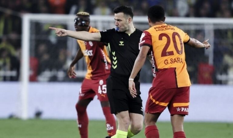 fenerbahcede-penalti-itirazi-EZwHF3QX.jpg