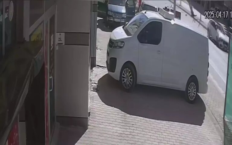 konyada-kaza-ani-goruntuleri-ortaya-cikti-MrJFX6er.jpg