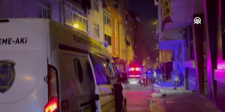 motosikletli-saldirganlar-gece-vakti-apartmani-kursunladi-fqFCVeFy.jpg
