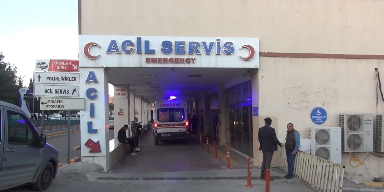 tartistigi-esini-vahsice-oldurdu-15-bicak-darbesi-RARLur5c.jpg