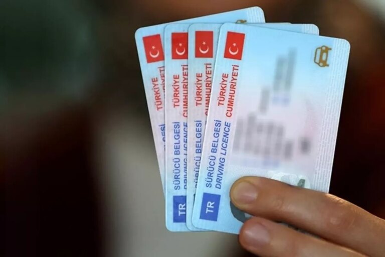 trafik-kanunu-degisiyor-o-ehliyetler-gecersiz-sayilacak-hG8XbYqD.jpg