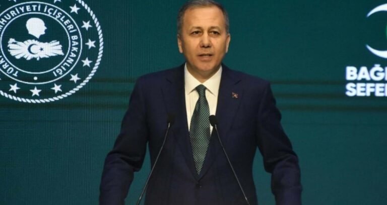 bakan-yerlikaya-duyurdu-ege-bolgesi-icin-seferberlik-hareketini-baslatiyoruz-C41cP5RO.jpg