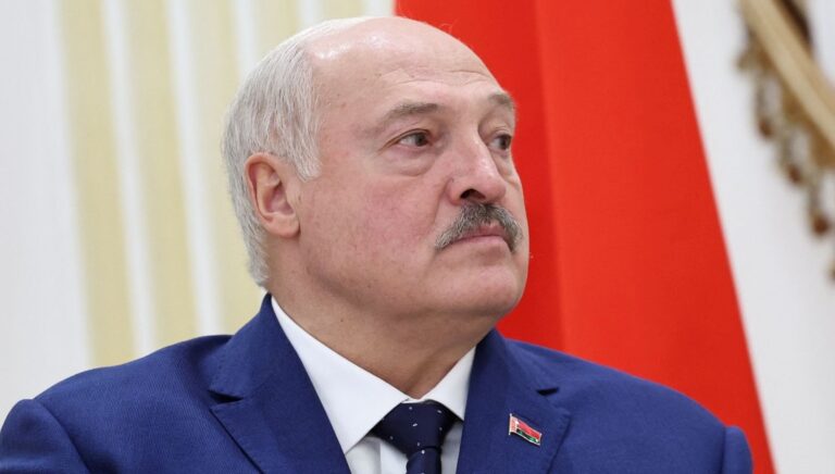 trump-yonetimi-istedi-belarus-tutuklu-siyasetciyi-serbest-birakti-sWxPsZ3D.jpg