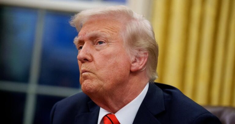 trumptan-yeni-vergi-karari-yuzde-100-cikarma-talimati-verdi-cfkXf9Iz.jpg