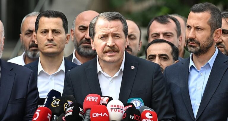 hukumete-yakin-sendika-memur-sen-81-ilde-sokaga-iniyor-aY9t7JvT.jpg