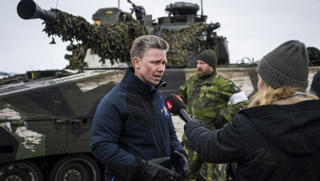 dunyanin en mutlu 4uncu ulkesinden cagri savasa hazirlanin pfUmRuL2