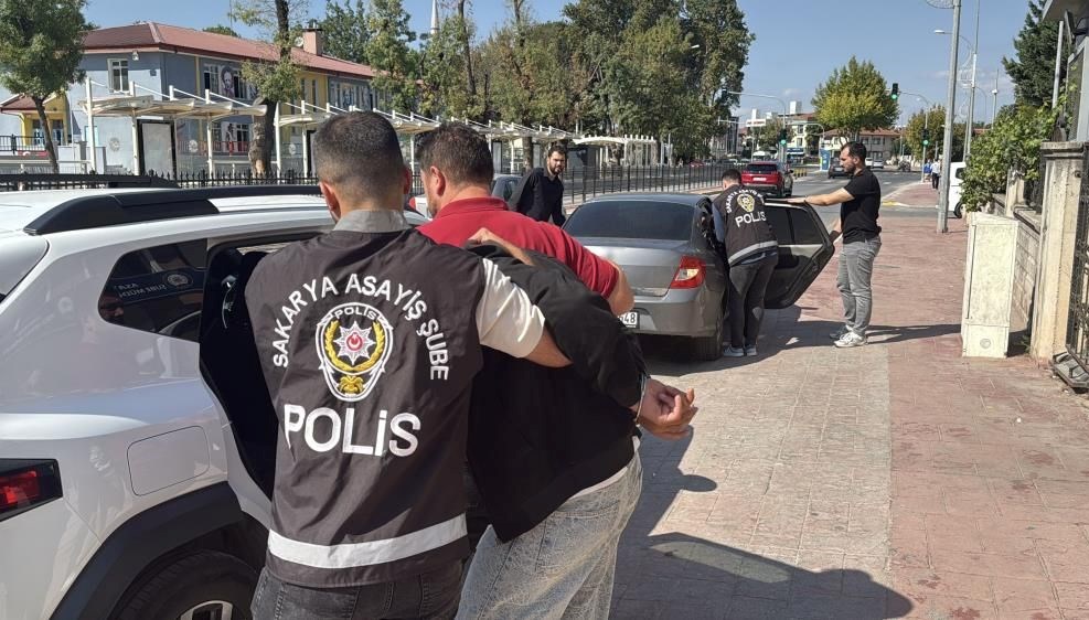 sakaryada cinayet27 yasindaki taha silahla vurularak olduruldu amqSQUGJ