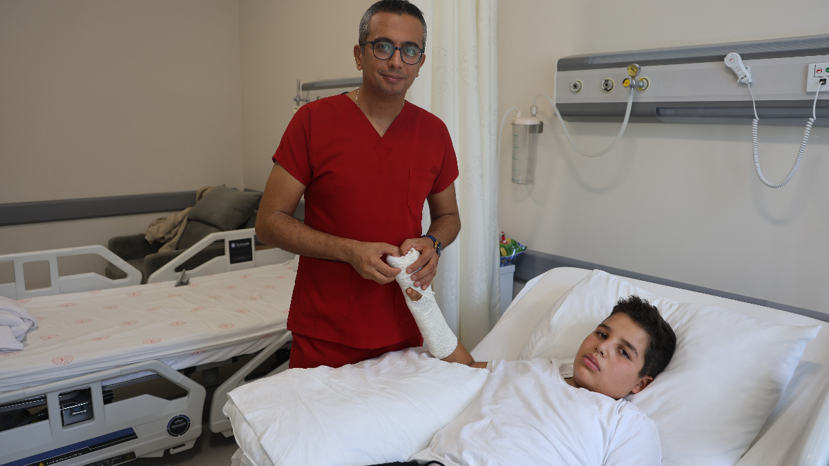 hatayda elini uzum sikma makinesine kaptirdi wyOwXHrq