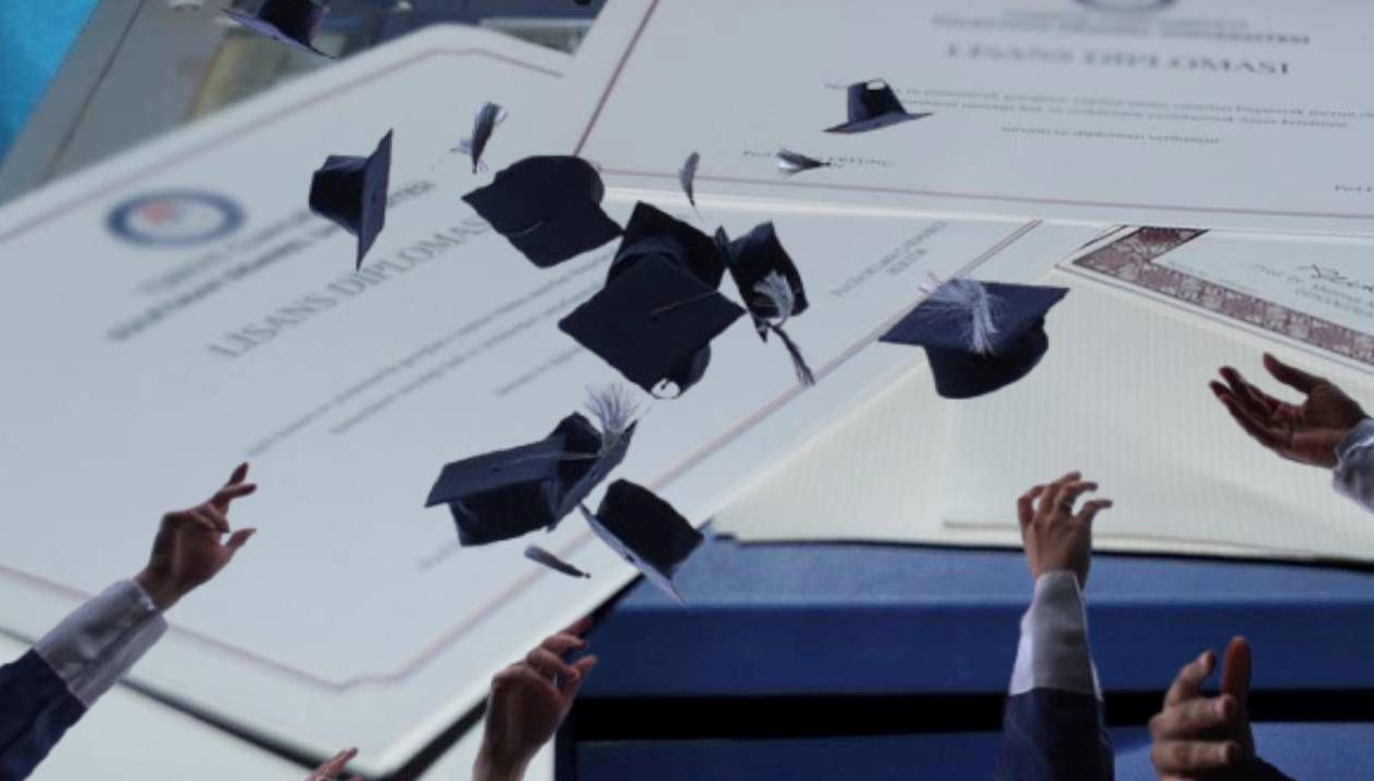 sahte diploma cetesi davasinda bes tahliye biER5nJi