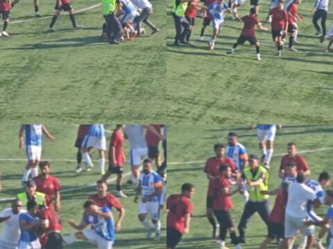Mersindeki futbol macinda saha karisti tekme tokat birbirlerine girdiler cWMOXKEj